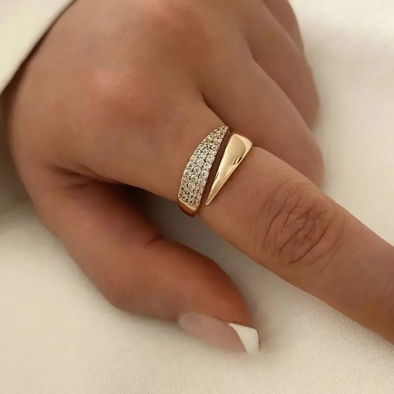 Elegante Gouden Ring met Fonkelstenen (1+1 GRATIS)